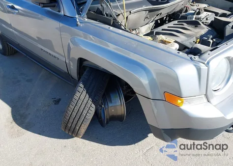 2016 Jeep Patriot Sport Se z USA, uszkodzony, nr VIN 1C4NJRBB4GD618141